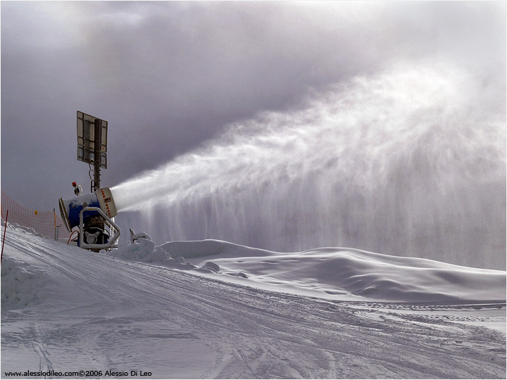 Sparaneve sulle piste